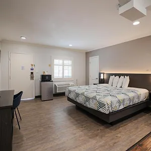 Hotel 6, Tustin, Orange County-ca