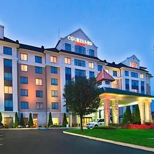 Hotel Courtyard Long Island Macarthur Airport ***
