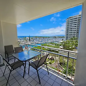 Ilikai With Kitchen And Ocean View , Honolulu USA